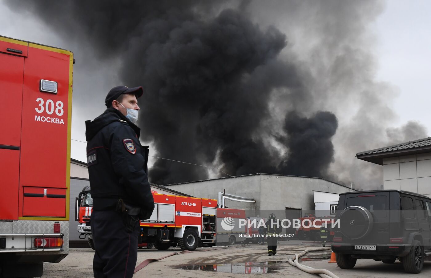 Пожар на складе в Новой Москве