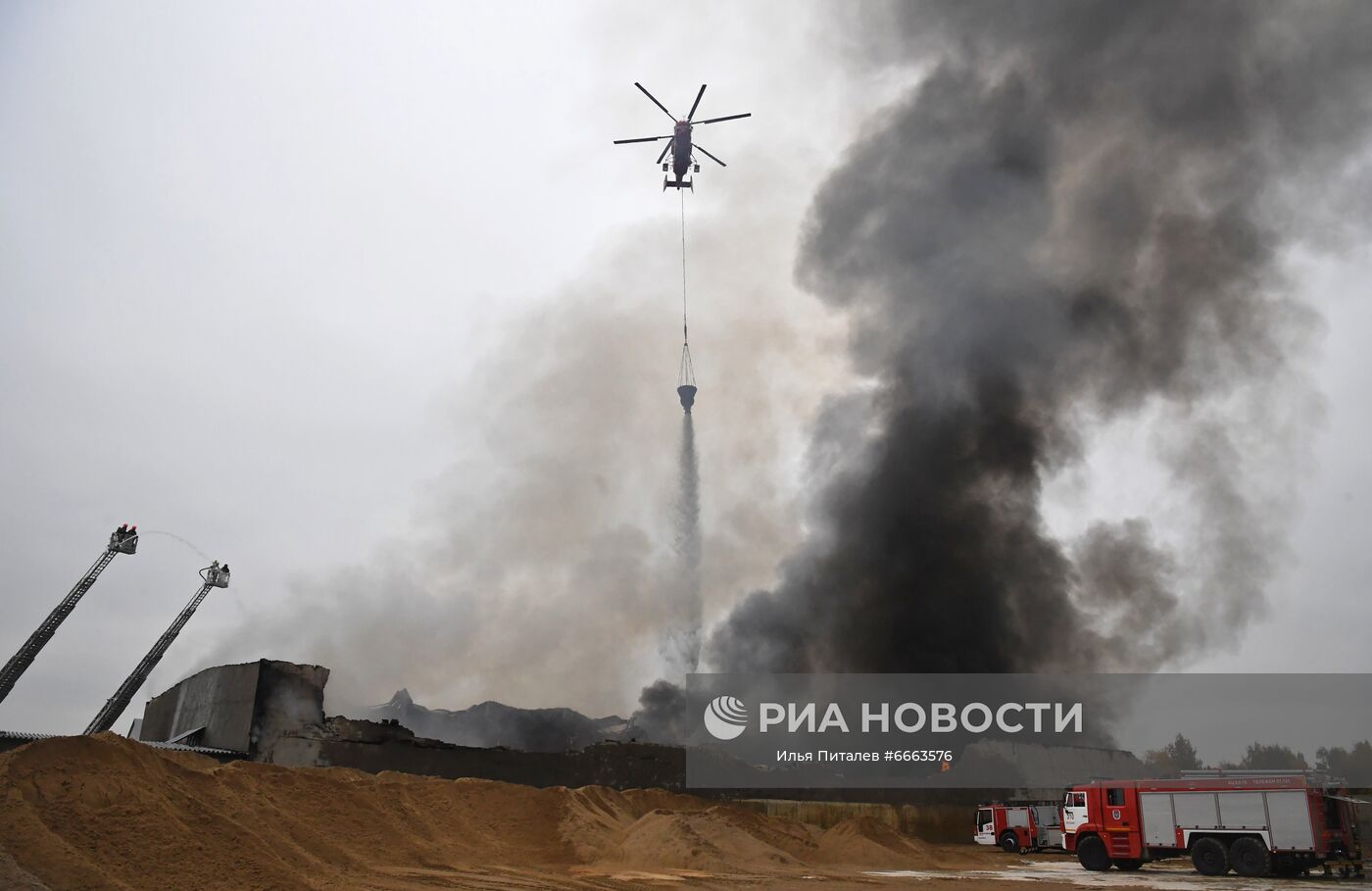 Пожар на складе в Новой Москве