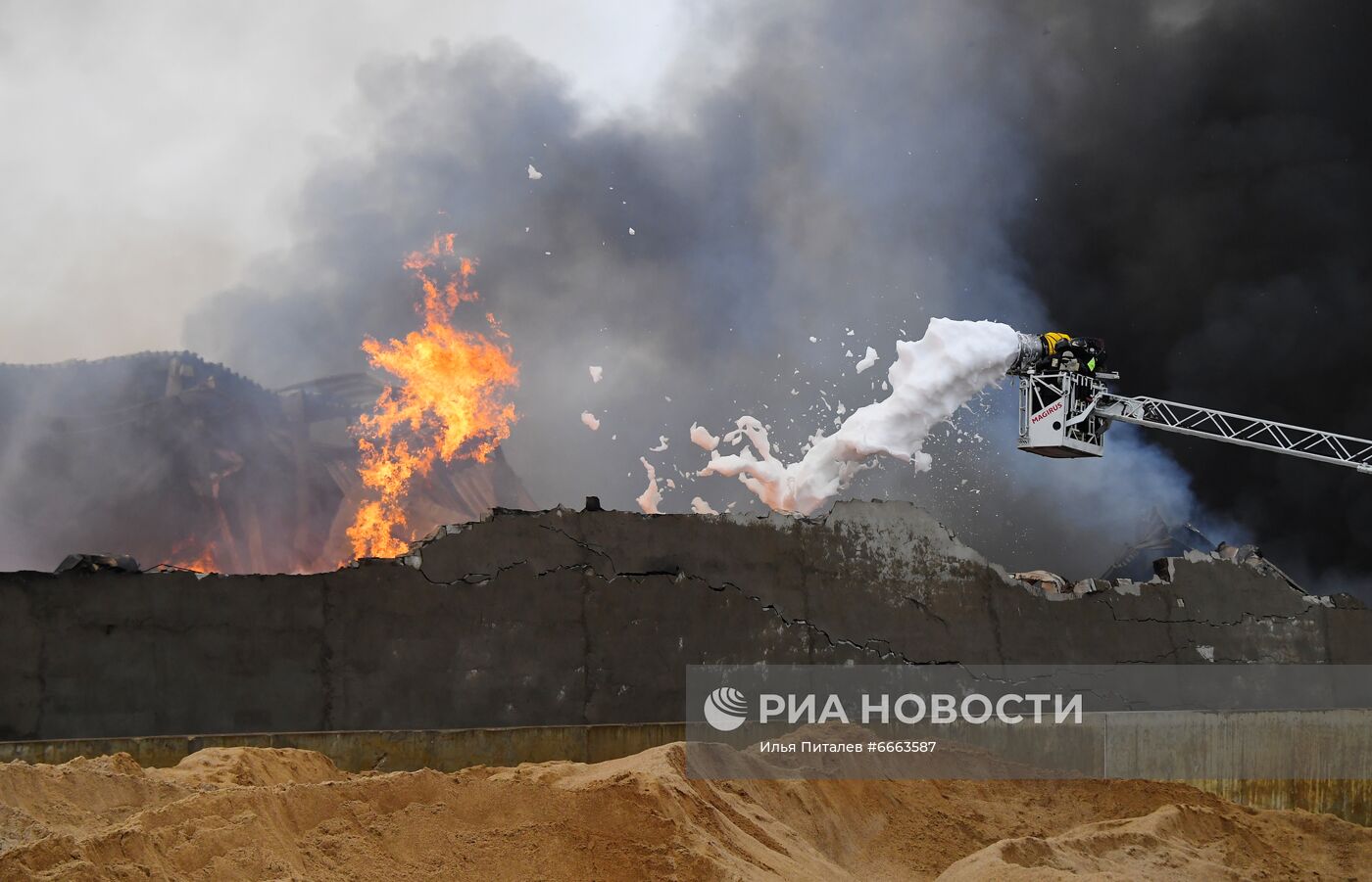 Пожар на складе в Новой Москве