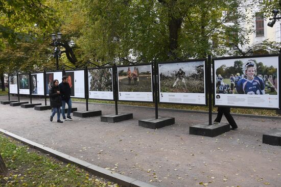 Выставка финалистов фотоконкурса им. А. Стенина