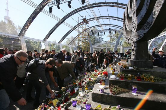 Мероприятия в Киеве в память о жертвах массовых расстрелов в Бабьем Яре в 1941 году