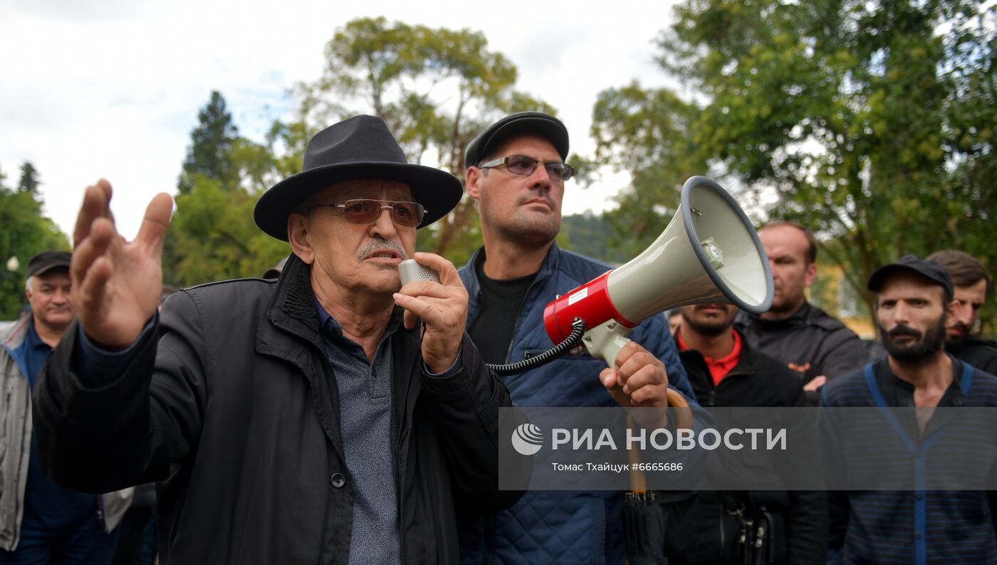 Акция с требованием отставки главы МВД в Абхазии