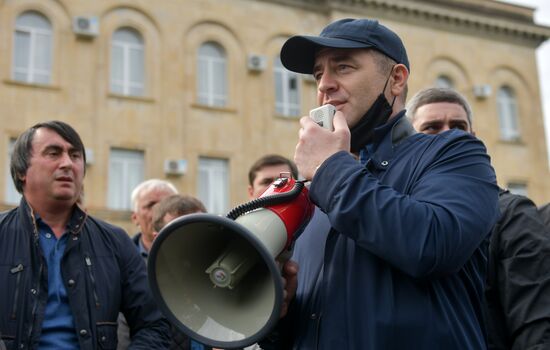 Акция с требованием отставки главы МВД в Абхазии