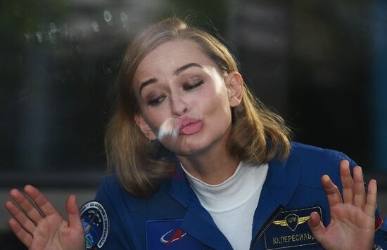 Подготовка к старту ТПК "Союз МС-19" со съемочной группой фильма "Вызов"