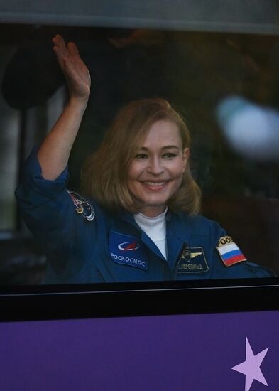 Подготовка к старту ТПК "Союз МС-19" со съемочной группой фильма "Вызов"