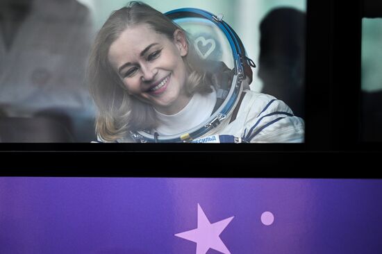 Подготовка к старту ТПК "Союз МС-19" со съемочной группой фильма "Вызов"