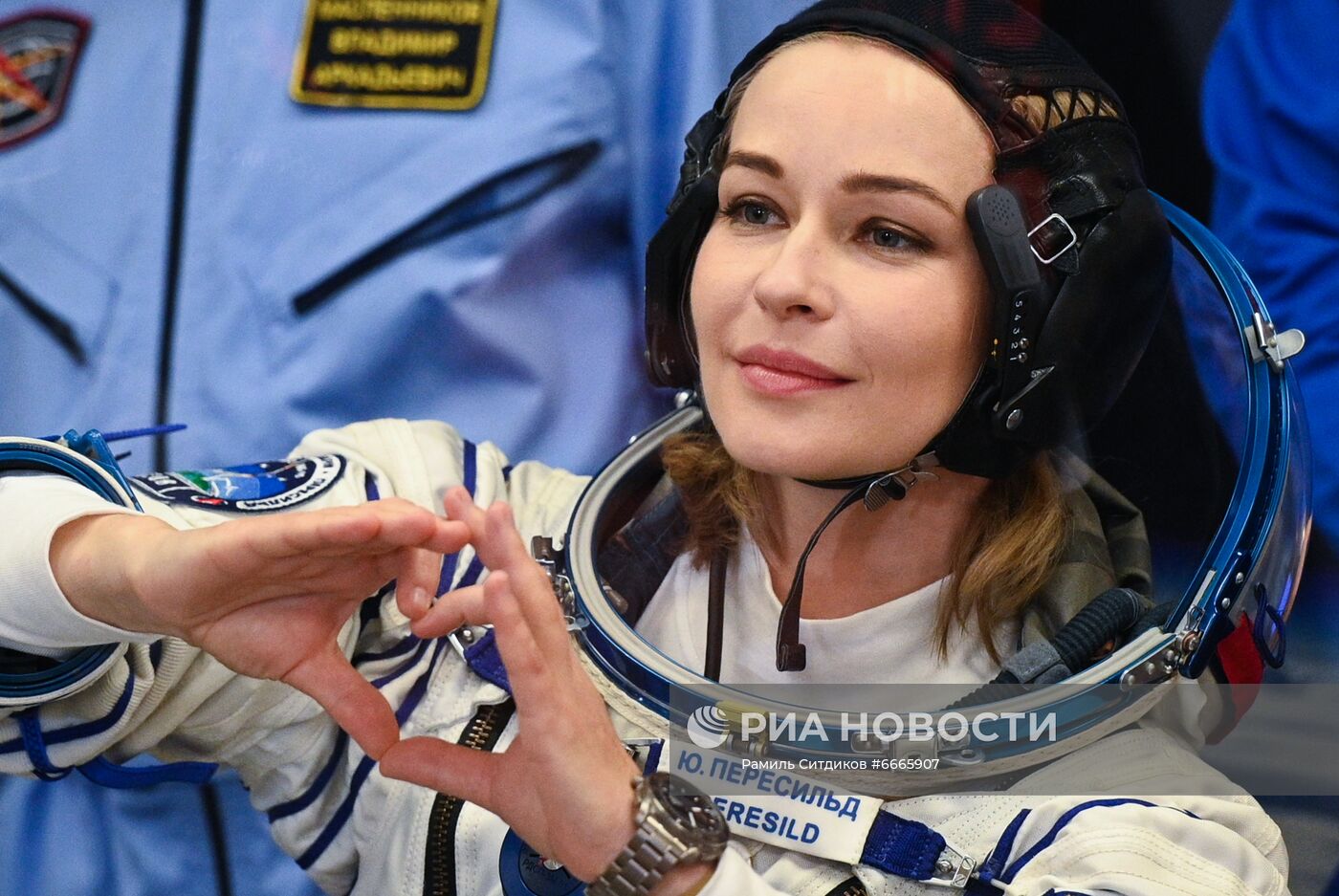 Подготовка к старту ТПК "Союз МС-19" со съемочной группой фильма "Вызов"