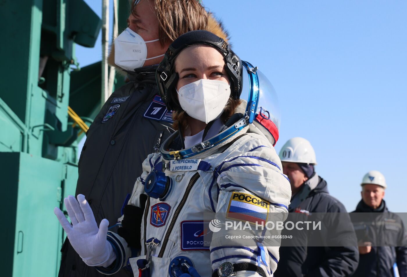 Старт ТПК "Союз МС-19" со съемочной группой фильма "Вызов"