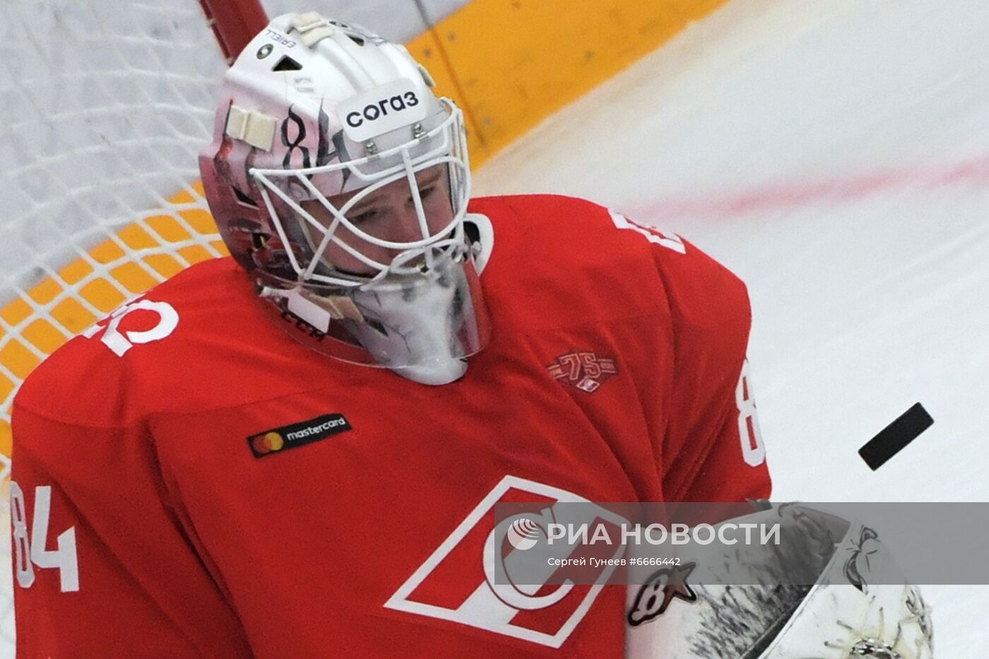 Хоккей. КХЛ. Матч "Спартак" – "Металлург"