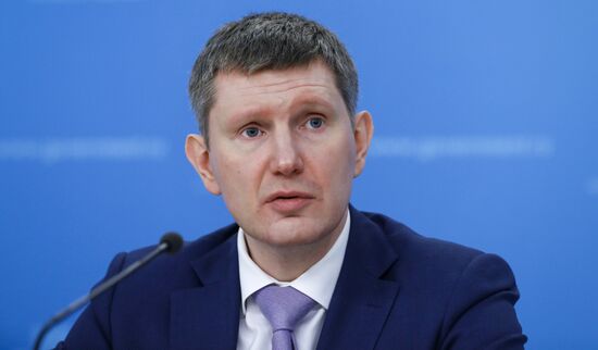 Брифинг министра экономического развития РФ М. Решетникова