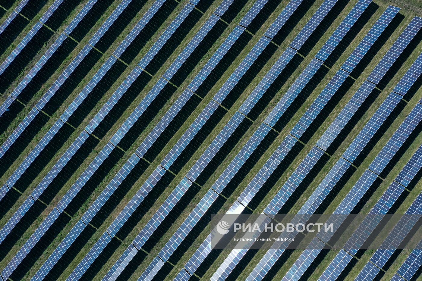 Работа солнечных и ветряных электростанций в Республике Адыгея