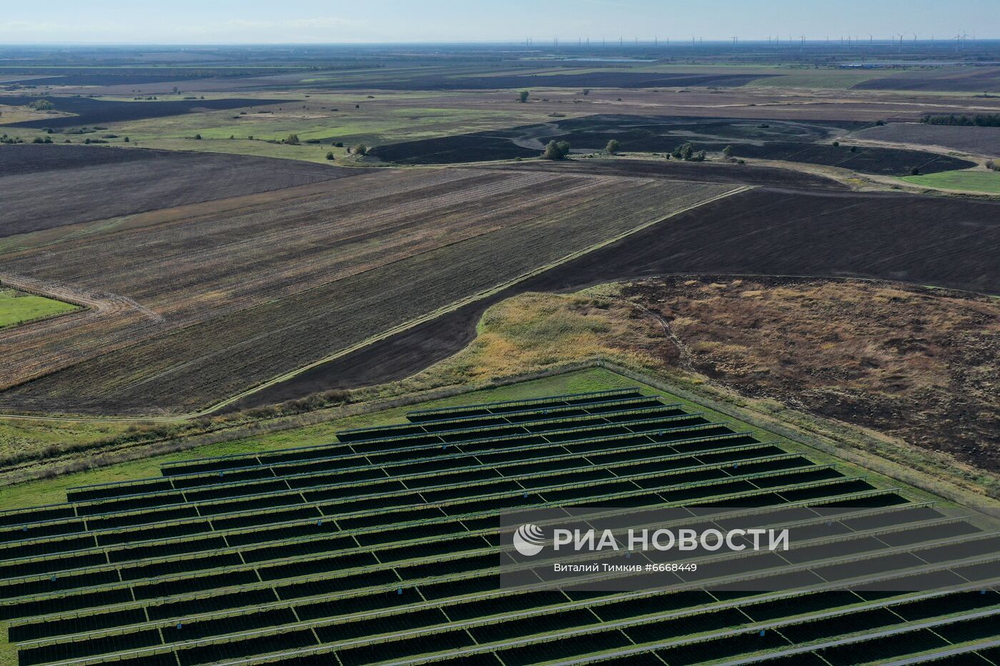 Работа солнечных и ветряных электростанций в Республике Адыгея