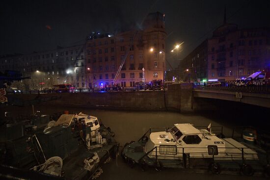 Пожар в жилом доме в Санкт-Петербурге