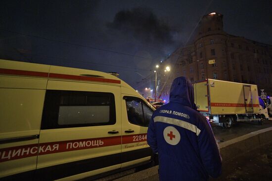 Пожар в жилом доме в Санкт-Петербурге