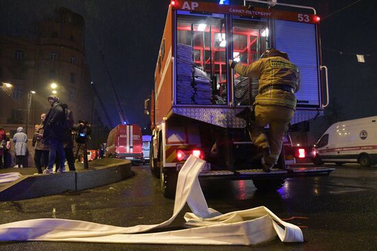 Пожар в жилом доме в Санкт-Петербурге