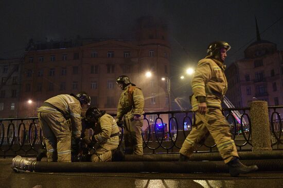 Пожар в жилом доме в Санкт-Петербурге