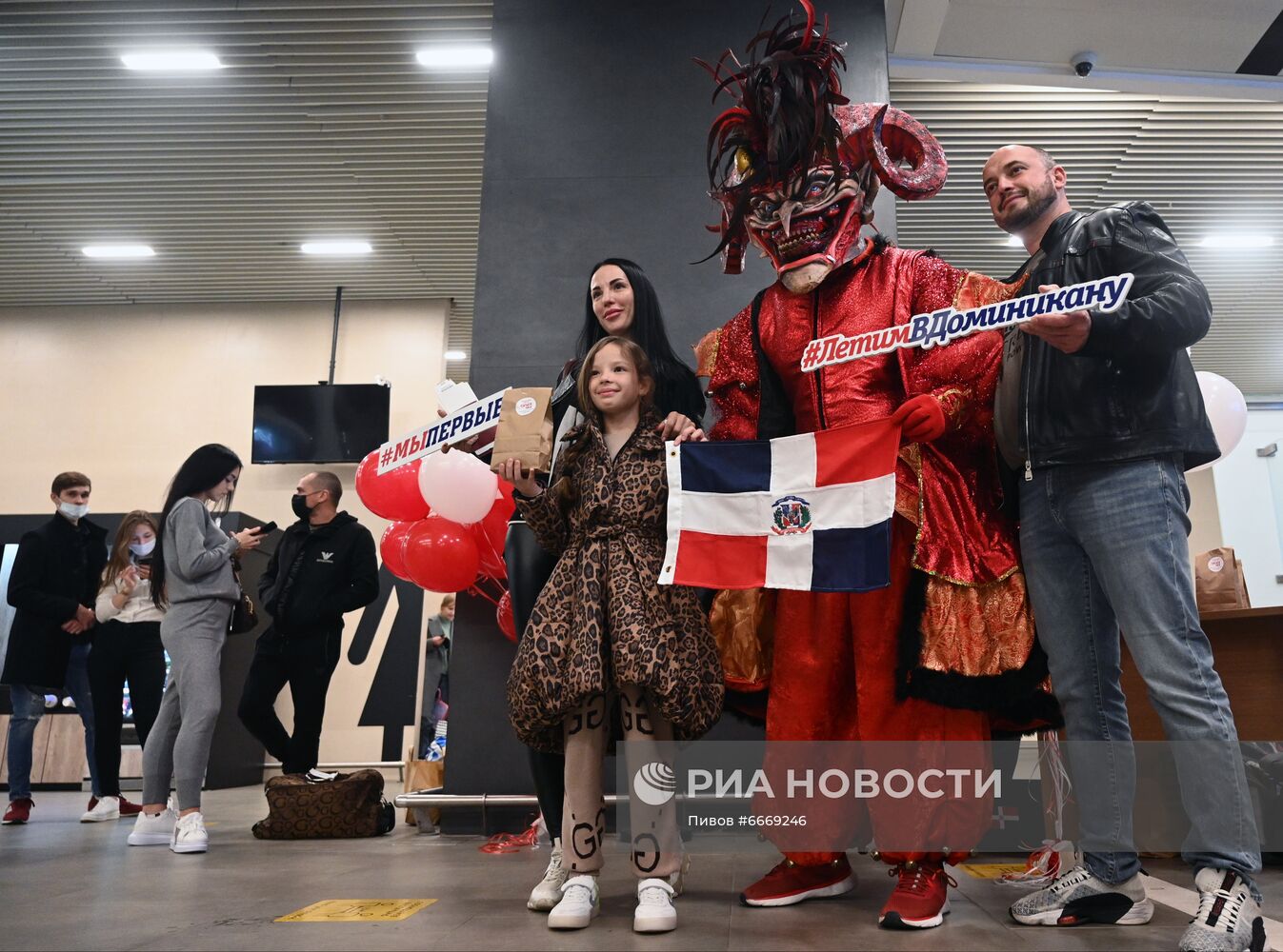 Работа аэропорта Платов в Ростове-на-Дону