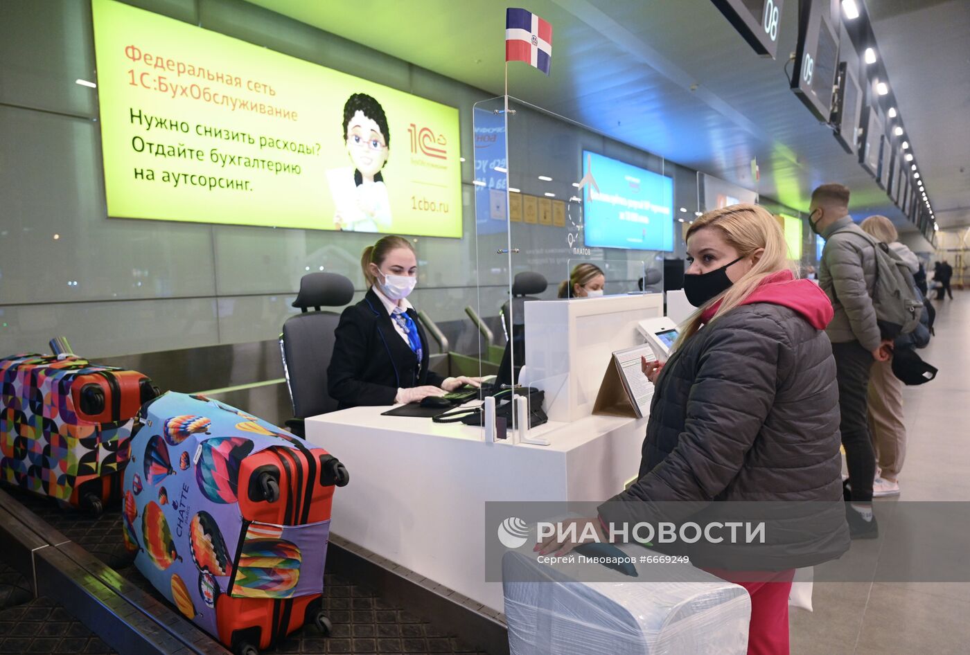 Работа аэропорта Платов в Ростове-на-Дону