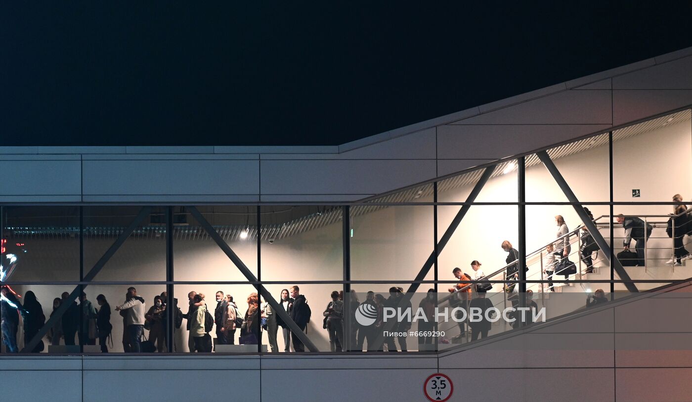 Работа аэропорта Платов в Ростове-на-Дону
