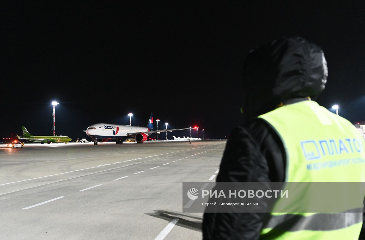 Работа аэропорта Платов в Ростове-на-Дону