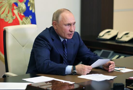 Президент РФ В. Путин провел совещание о научно-техническом обеспечении развития агропромышленного комплекса