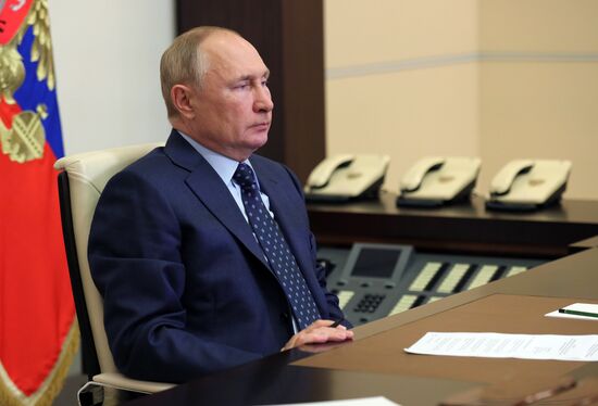 Президент РФ В. Путин провел совещание о научно-техническом обеспечении развития агропромышленного комплекса