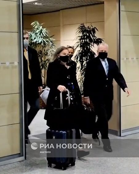 Замгоссекретаря США В. Нуланд прибыла в Москву с рабочим визитом