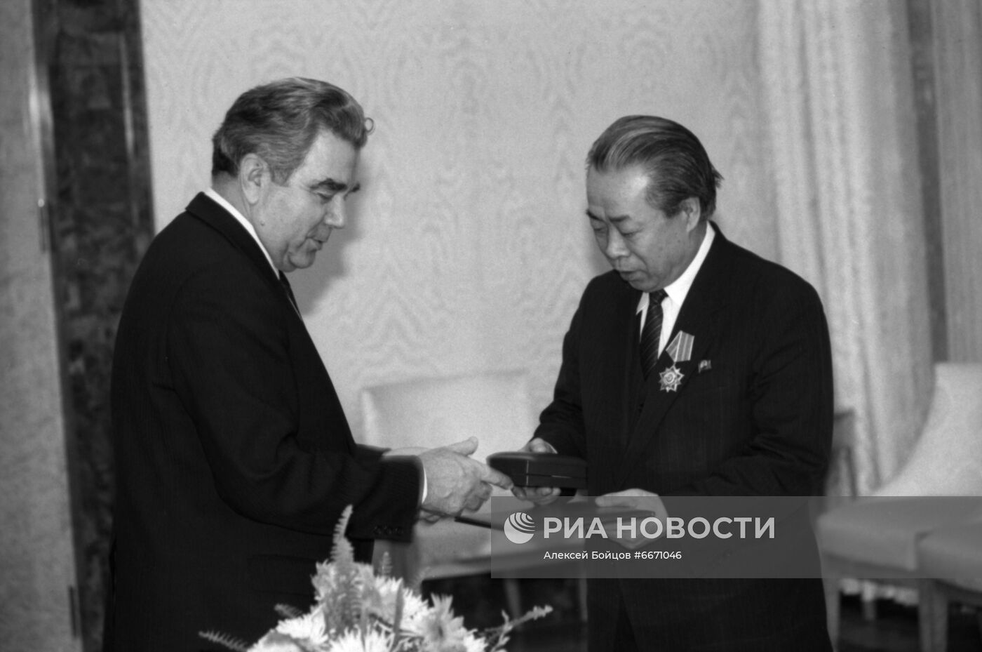 Чрезвычайный и Полномочный посол КНДР в СССР Квон Хи Ген