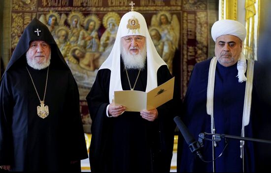 Встреча духовных лидеров России, Армении и Азербайджана в Москве