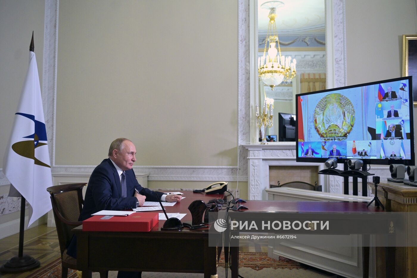 Рабочая поездка президента РФ В. Путина в СЗФО