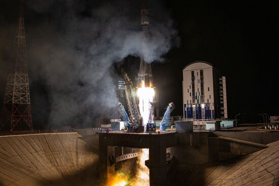 Пуск РН "Союз-2.1б" с разгонным блоком "Фрегат" и космическими аппаратами