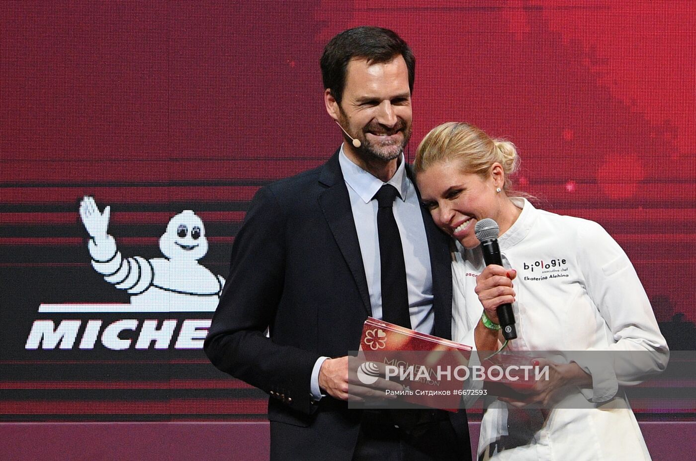 Церемония вручения звезд Michelin московским ресторанам