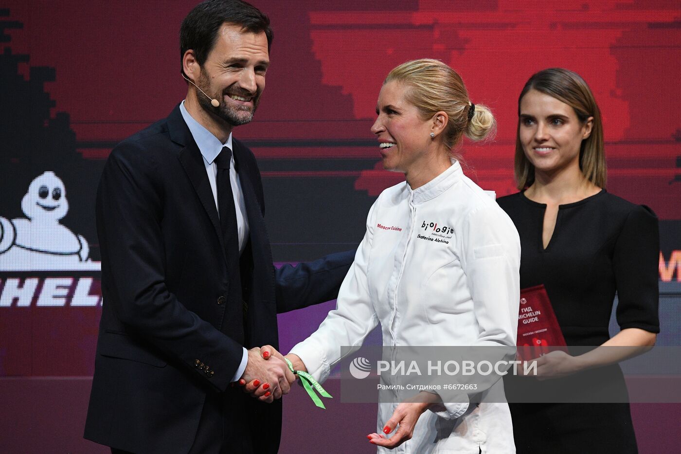 Церемония вручения звезд Michelin московским ресторанам