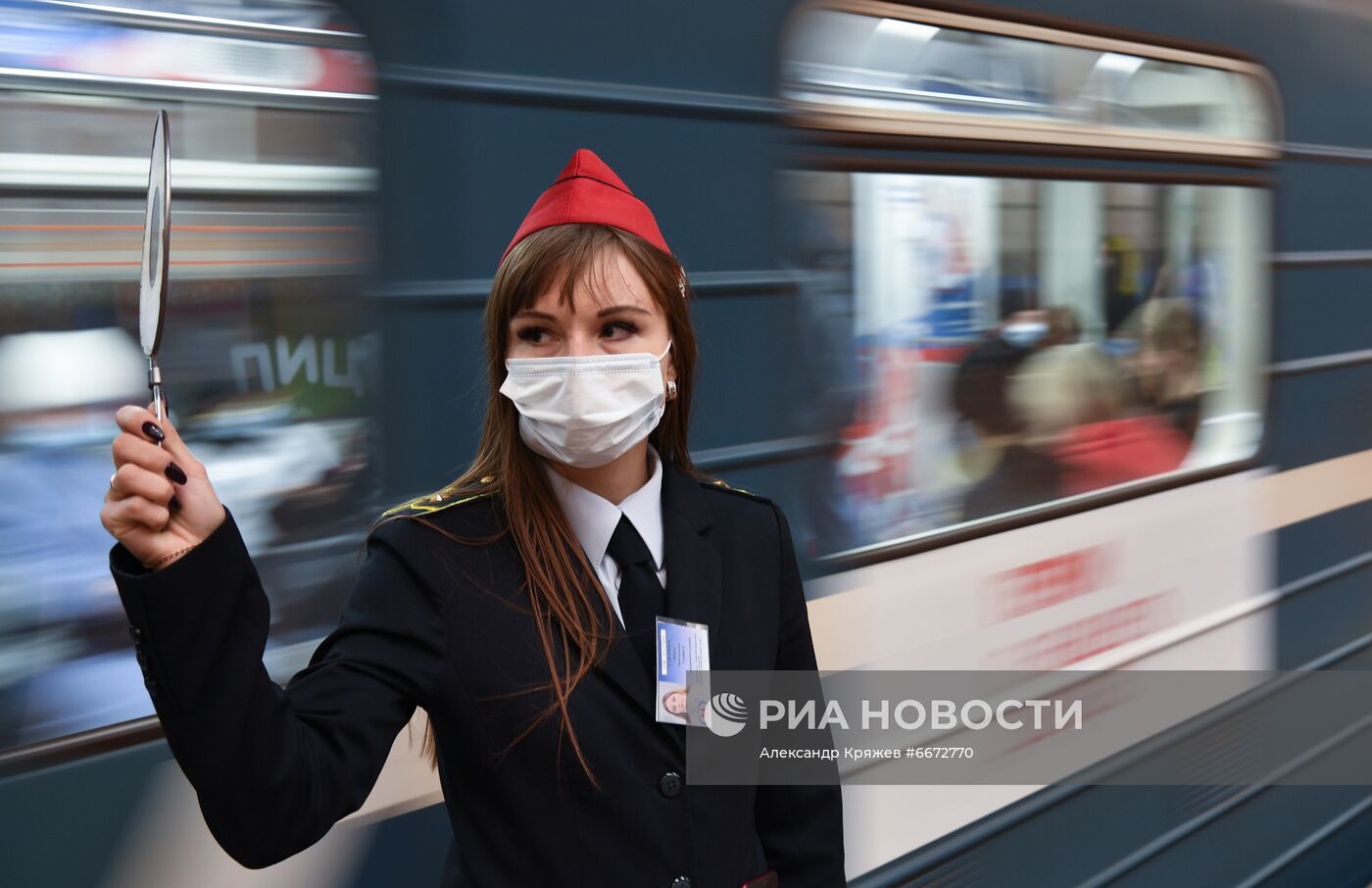 Рейд по соблюдению масочного режима в Новосибирском метрополитене