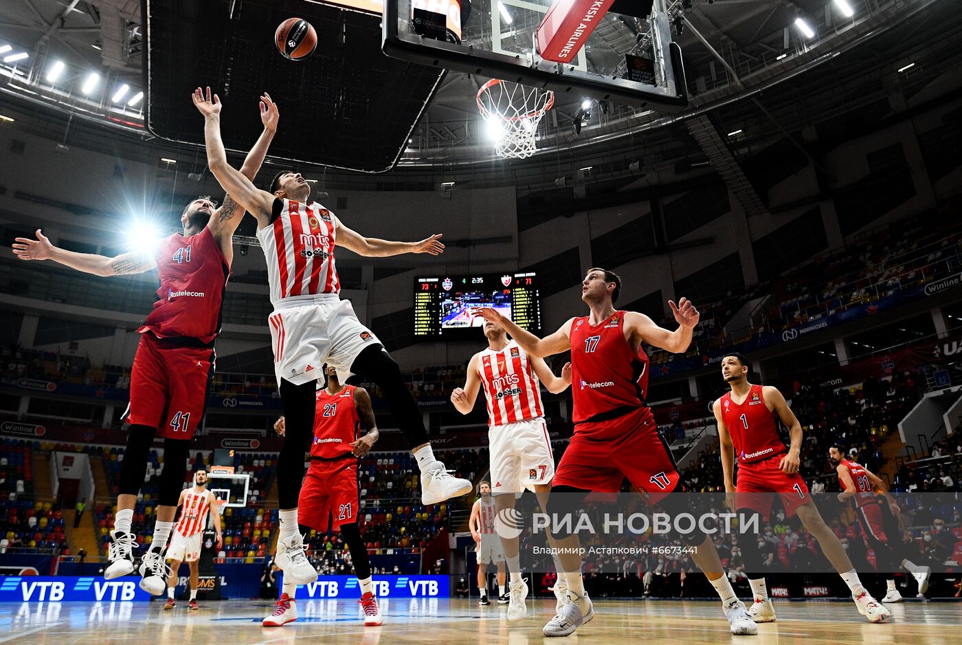 Баскетбол. Евролига. Матч ЦСКА - "Црвена Звезда"