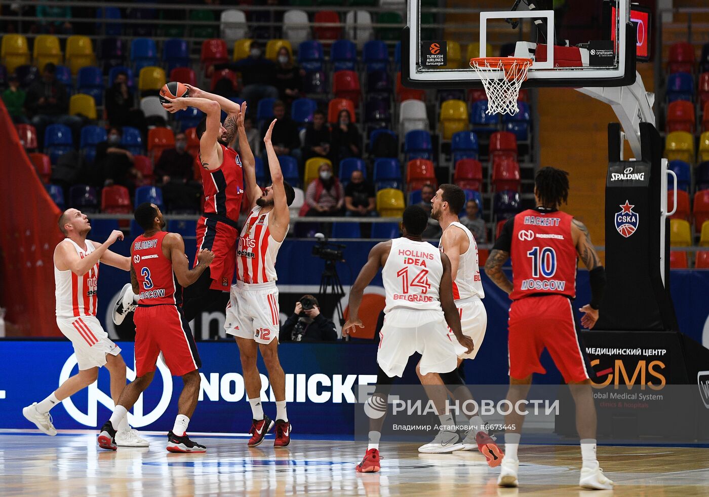 Баскетбол. Евролига. Матч ЦСКА - "Црвена Звезда"