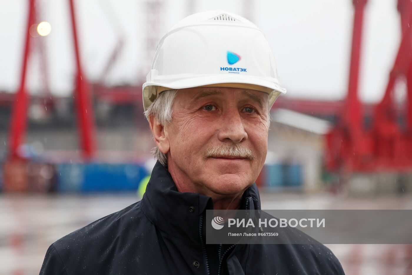 Строительство завода по производству линий сжижения природного газа в Мурманской области