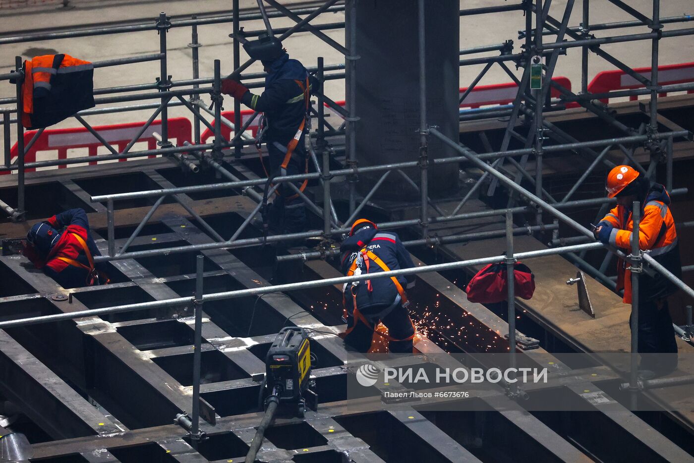 Строительство завода по производству линий сжижения природного газа в Мурманской области