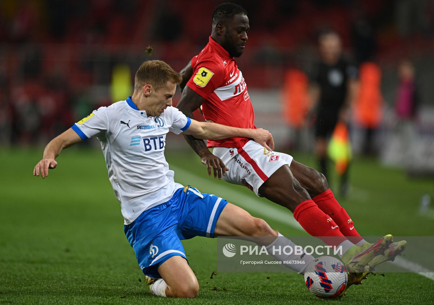 Футбол. РПЛ. Матч "Спартак" - "Динамо"