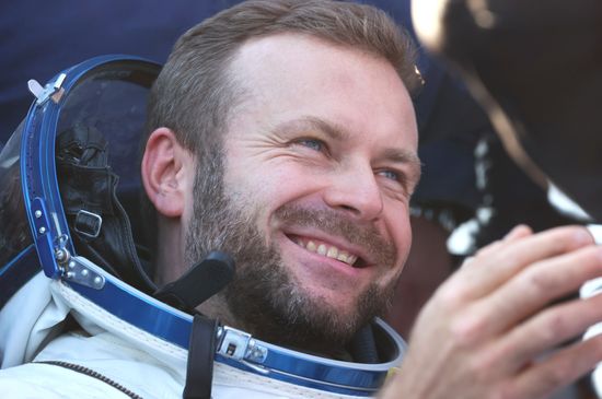 Экипаж корабля "Союз МС-18" вернулся на Землю