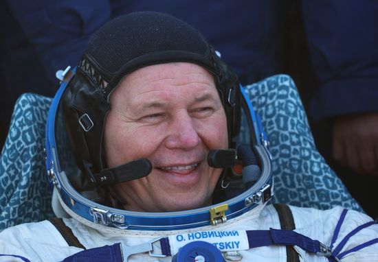 Экипаж корабля "Союз МС-18" вернулся на Землю