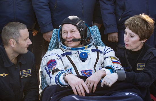 Экипаж корабля "Союз МС-18" вернулся на Землю