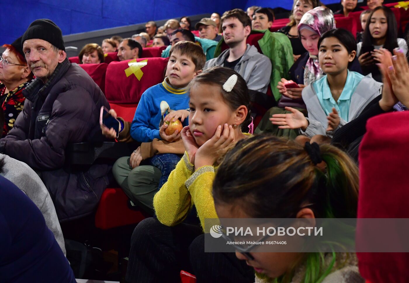 Закрытие фестиваля "Дни российского кино" в Киргизии