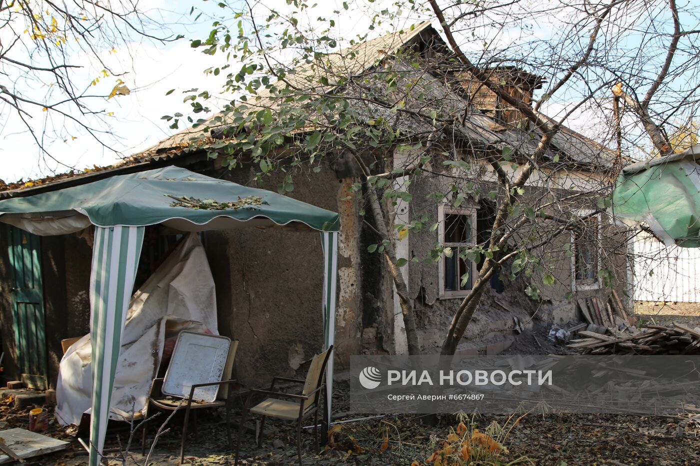 Последствия обстрела Куйбышевского района Донецка