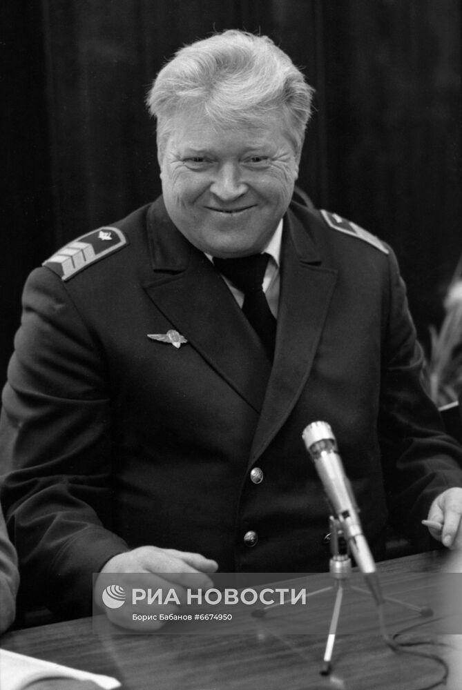 Возобновление регулярного авиасообщения между СССР и США