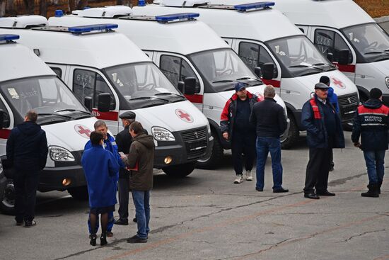 Передача 20-ти машин скорой помощи медучреждениям Свердловской области