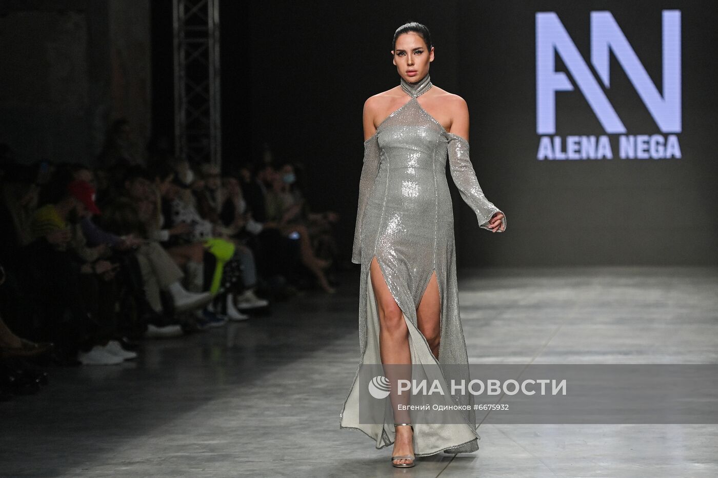 Mercedes-Benz Fashion Week Russia. День первый 