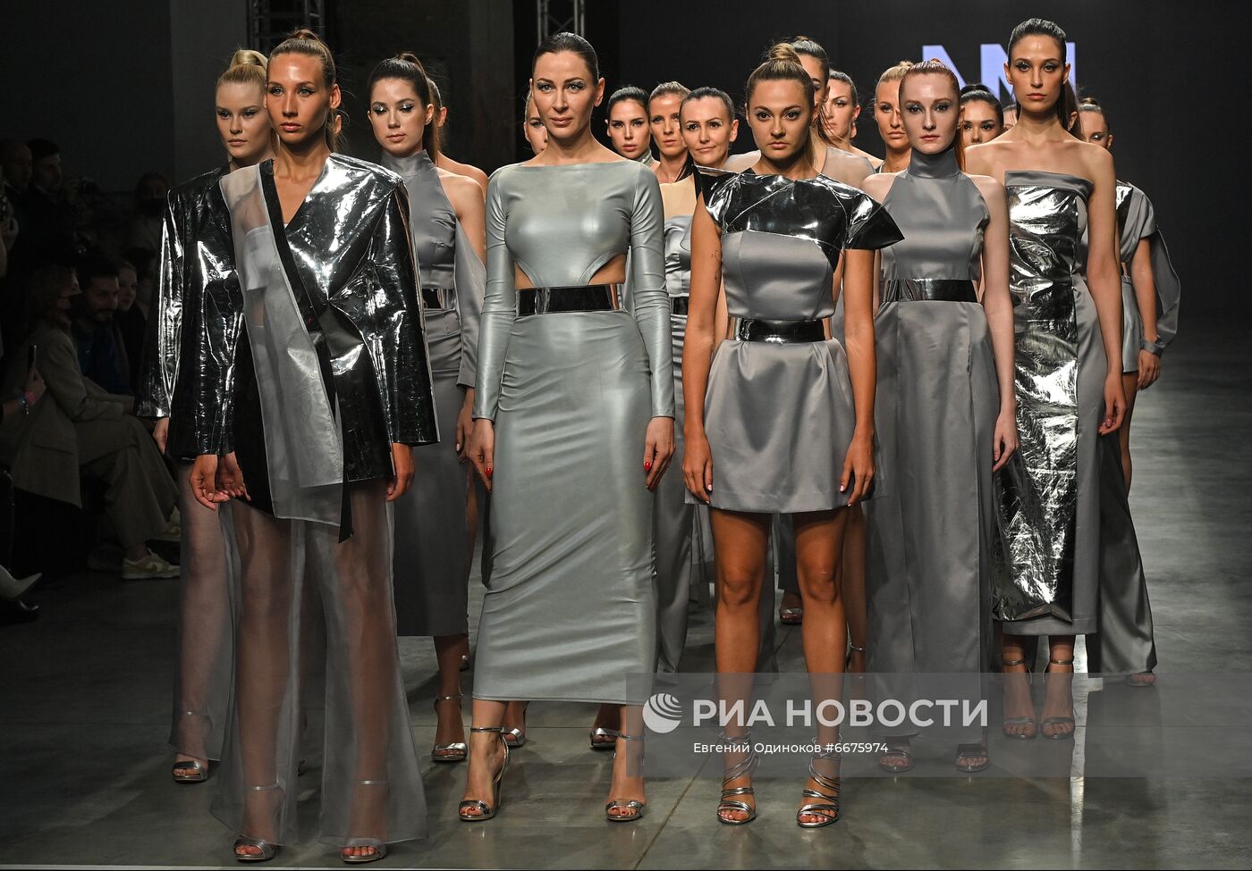 Mercedes-Benz Fashion Week Russia. День первый 