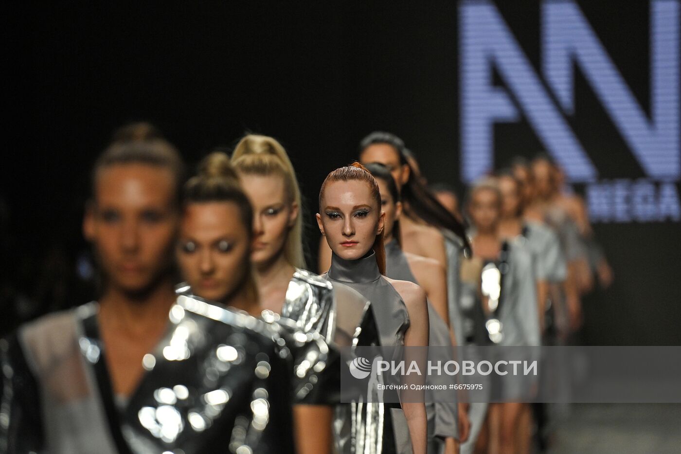 Mercedes-Benz Fashion Week Russia. День первый 