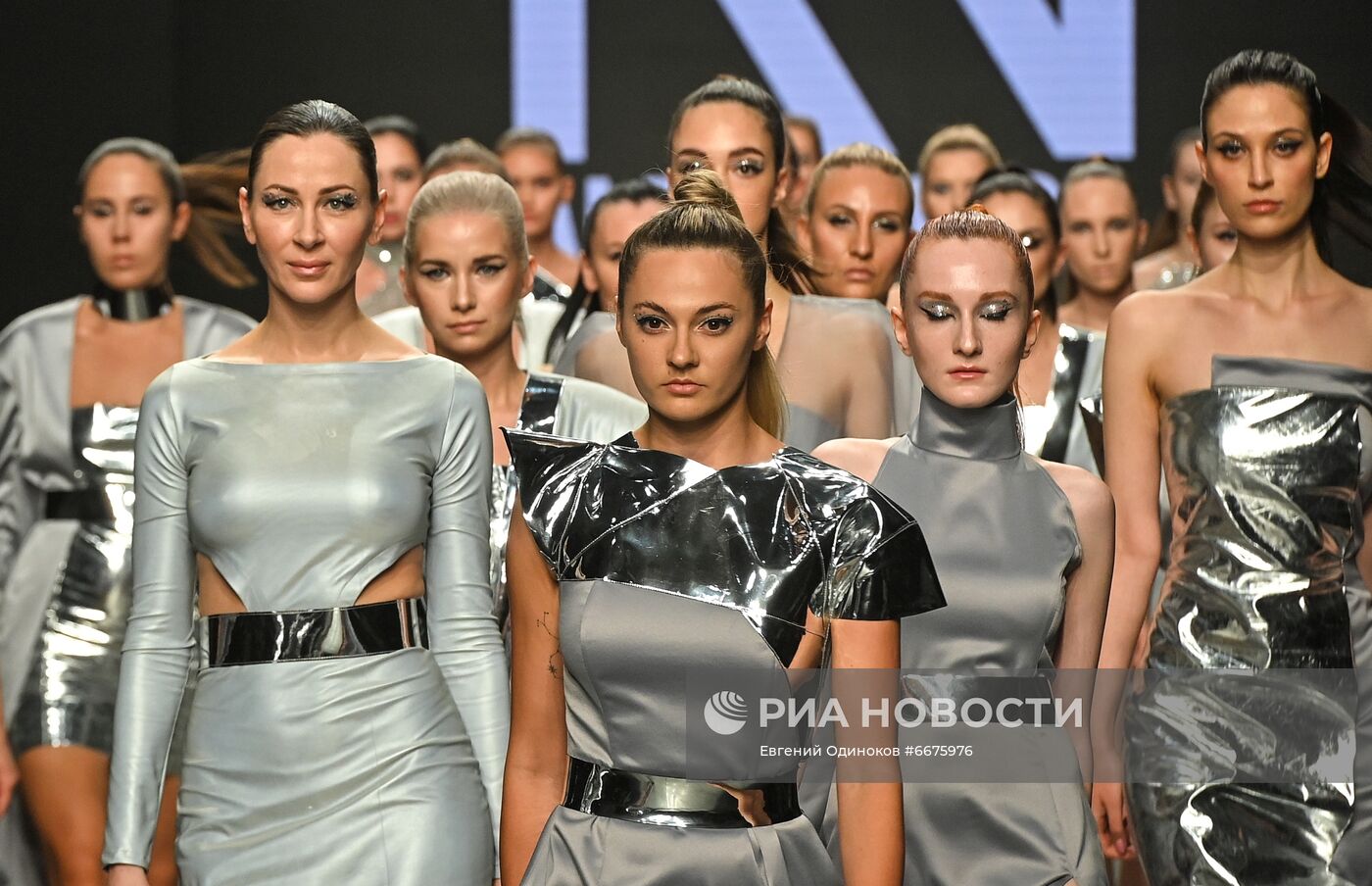 Mercedes-Benz Fashion Week Russia. День первый 